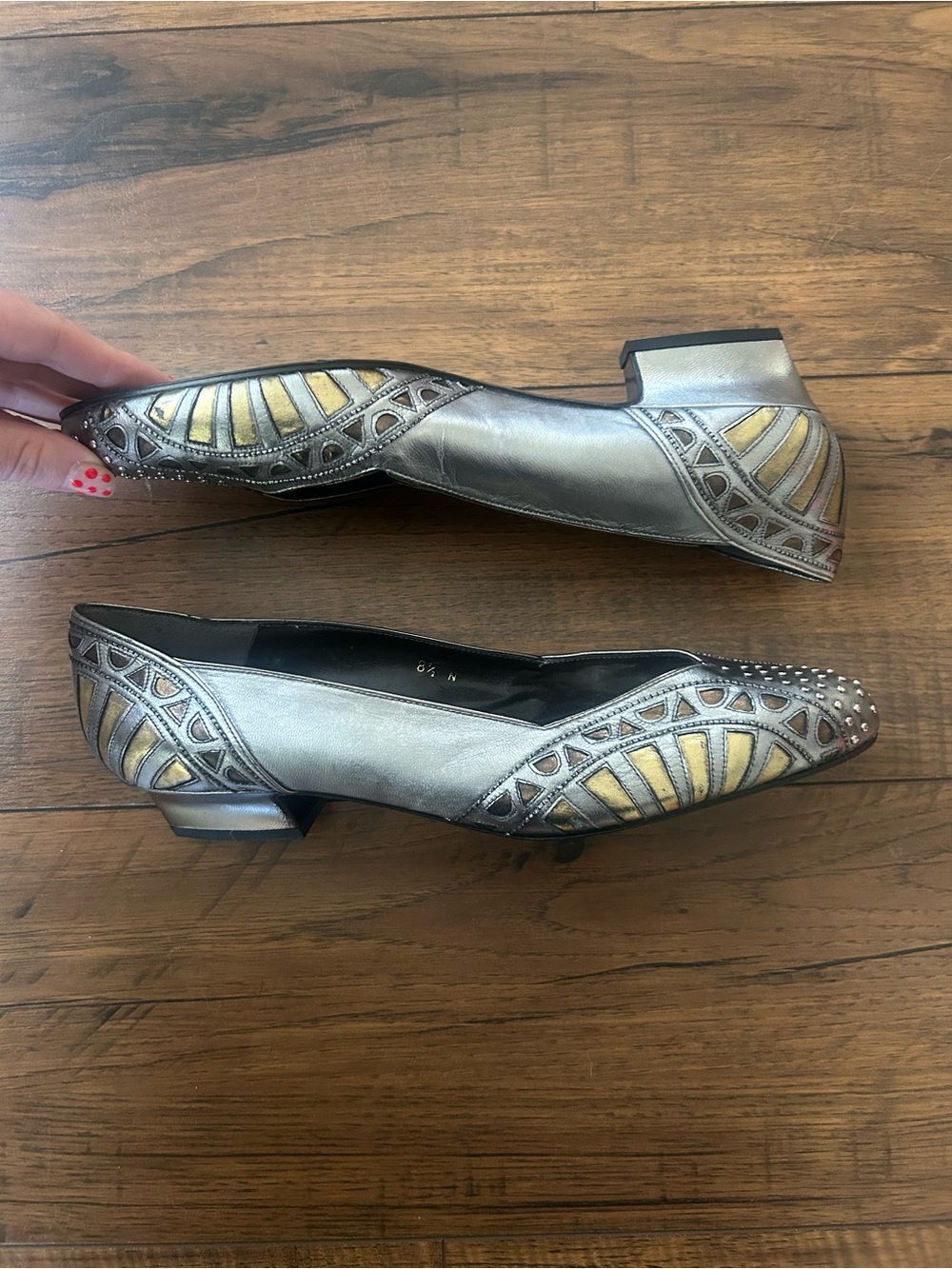 Vintage Gold Silver Made in USA Margaret Jerrold 8.5 N Low Heel
